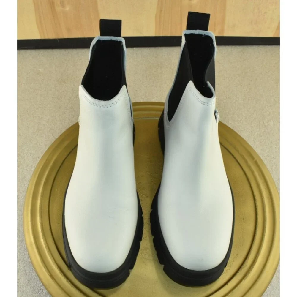 UGG‎ Ashton Chelsea Women Boots Size 7.5 White Leather Platform Waterproof